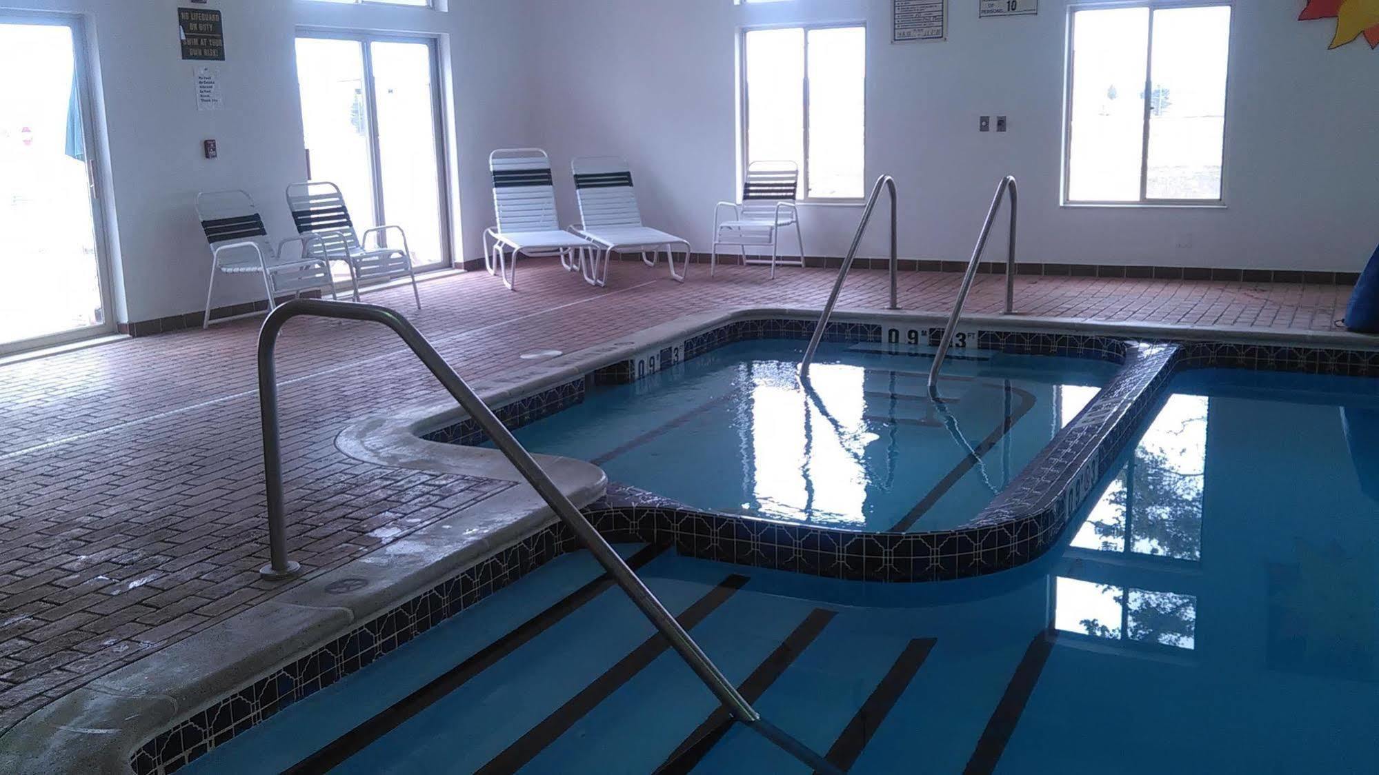 Pellston Lodge Dış mekan fotoğraf
