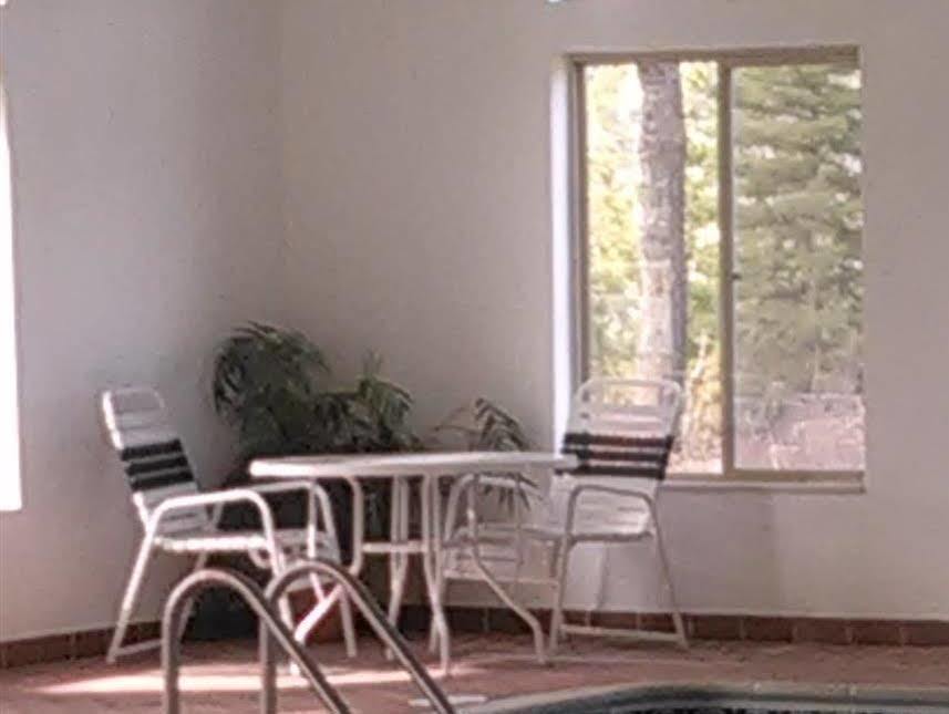 Pellston Lodge Dış mekan fotoğraf